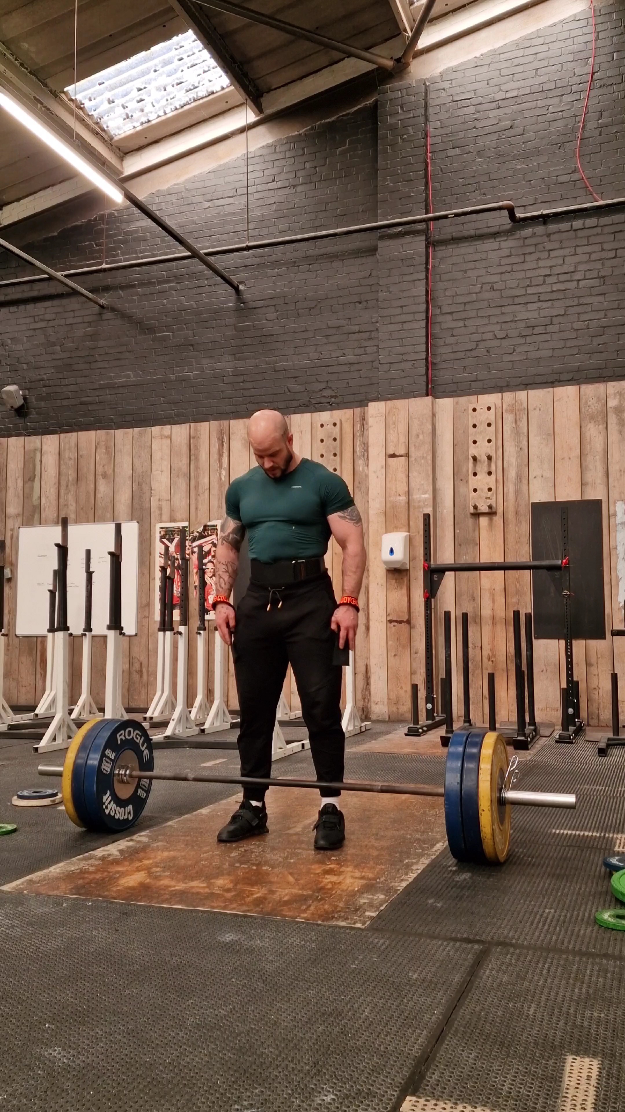 Niko Hanakam training